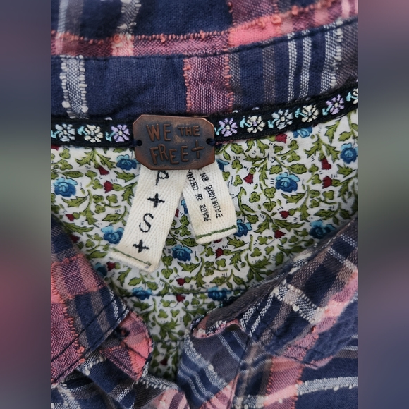 We the Free Button Down Shirt Mixed Fabric Pink Navy Plaid NWOT Size S (C11) - Picture 6 of 10